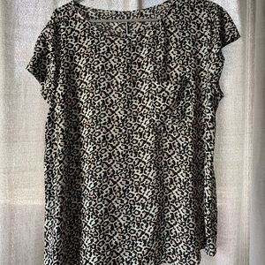 LOFT leopard top with pocket, size L